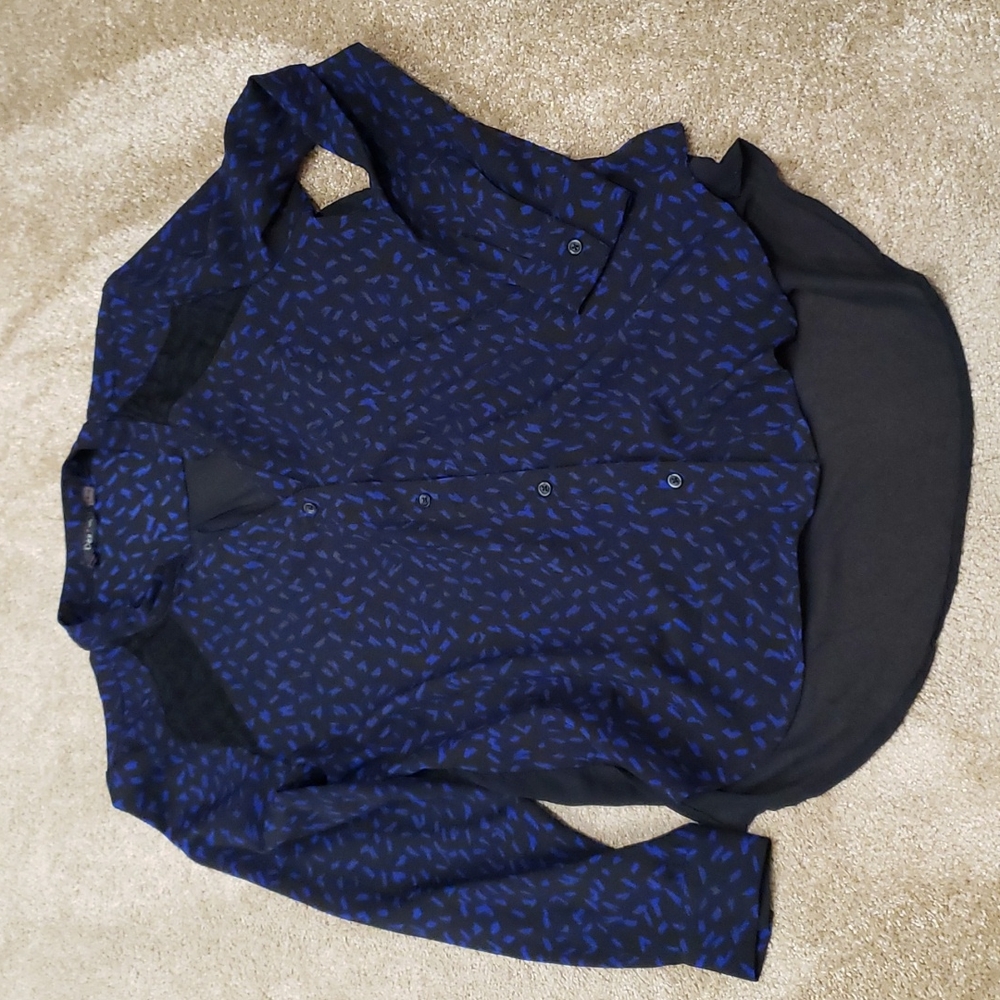 Womens M blue and black blouse